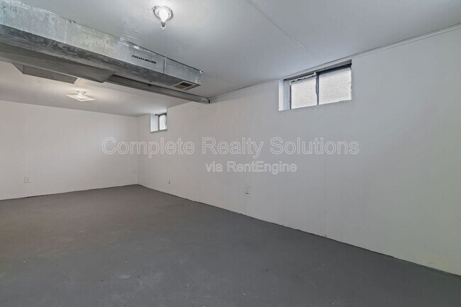 Building Photo - 10218 Unicorn Dr