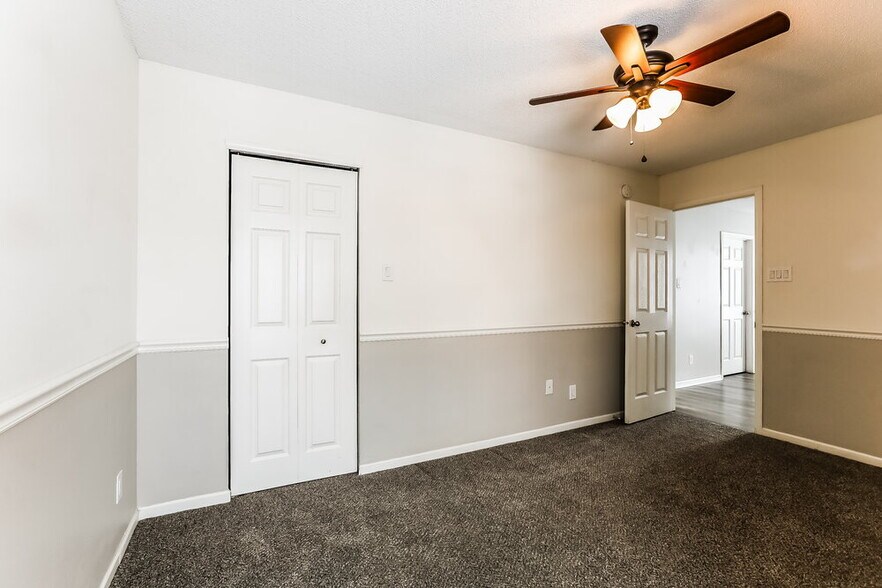 Building Photo - 35 Frostwood Ln