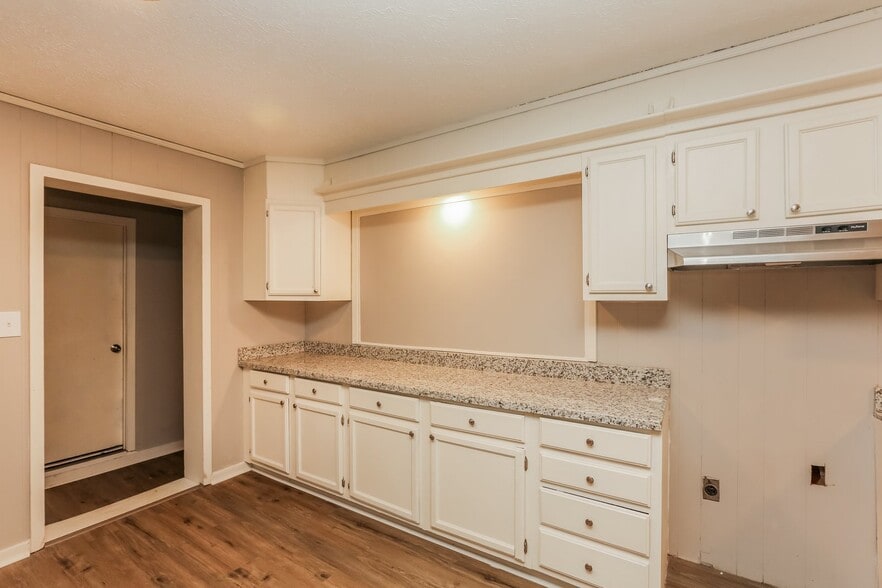 Building Photo - 1051 Westway St