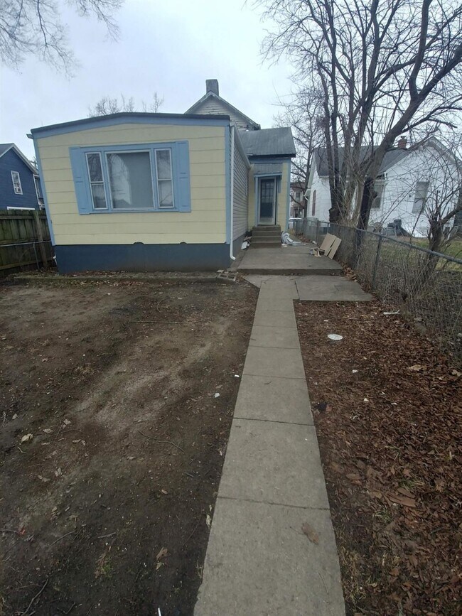 Building Photo - 1836 Pleasant Ave