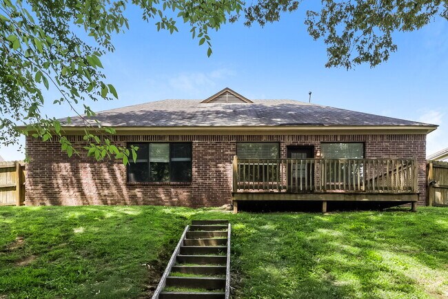 Building Photo - 7659 Romero Dr