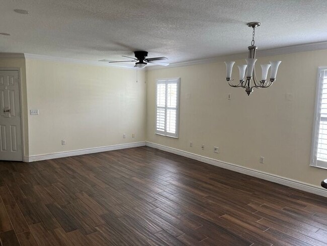 Building Photo - 15353 Perdido Dr