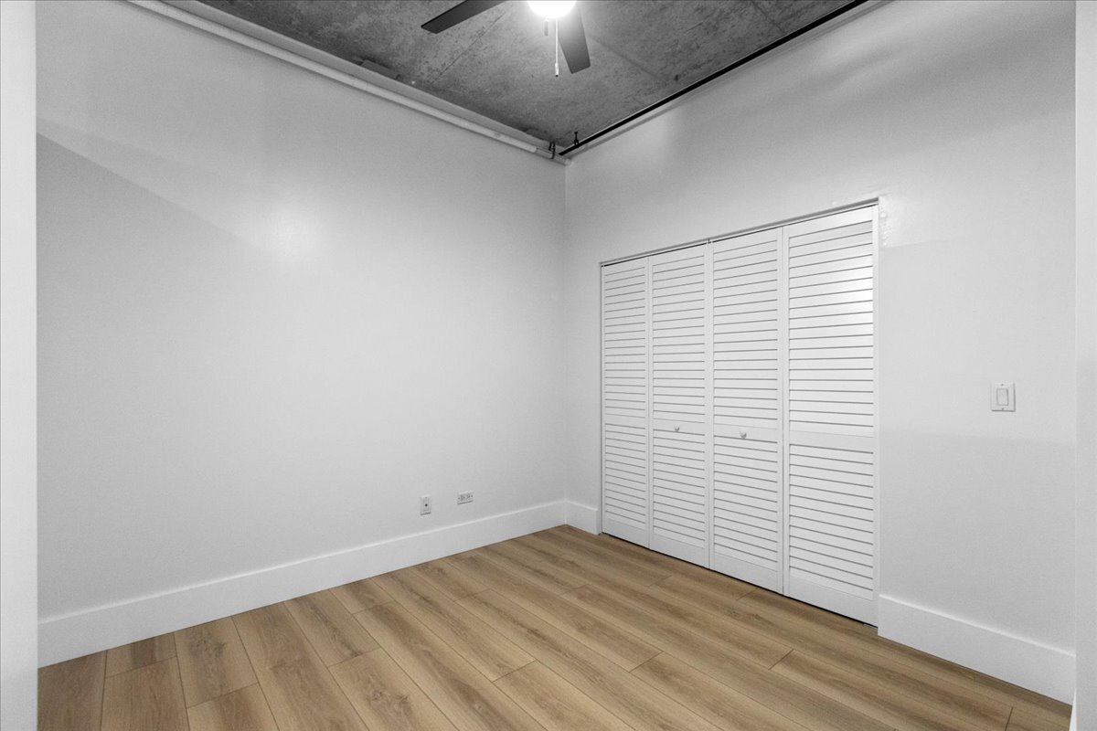 Building Photo - 1000 N Kingsbury St