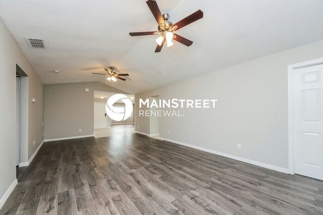 Building Photo - 4837 Jamaica Ln