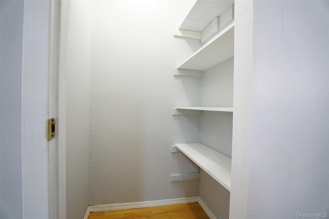 Building Photo - 91-06 97th Ave