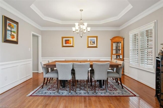 Building Photo - 5681 Regal Ct