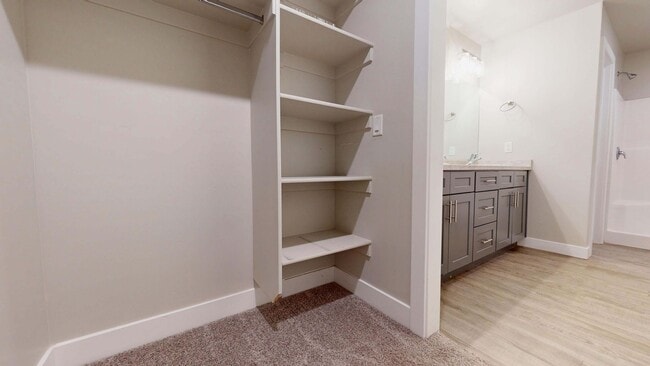 Building Photo - 3 Bedroom 2.5 Cedar Bend Unit
