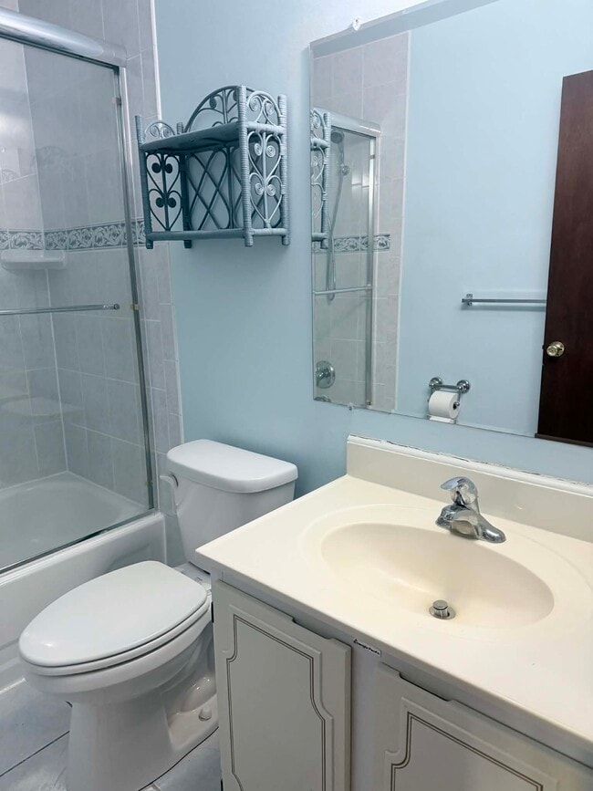 Building Photo - 3103 Ruby Dr