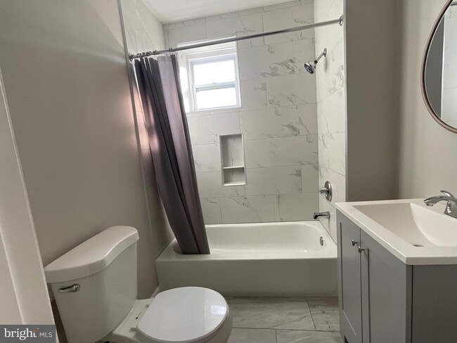 Building Photo - 1460 S 9th St