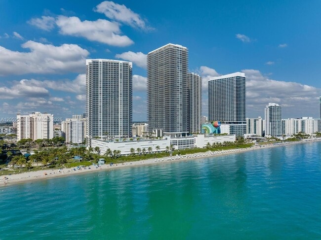 Building Photo - 1800 S Ocean Dr