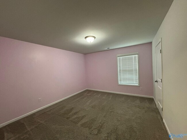 Building Photo - 212 Oracle Cir