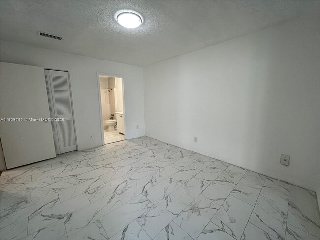 Building Photo - 6520 NW 98th Terrace