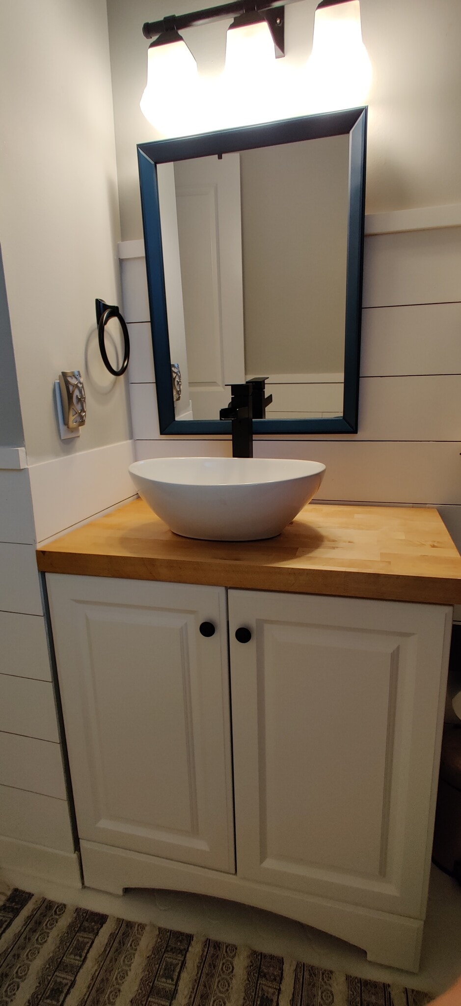 Updated Master Bath - 102 Anna Ct