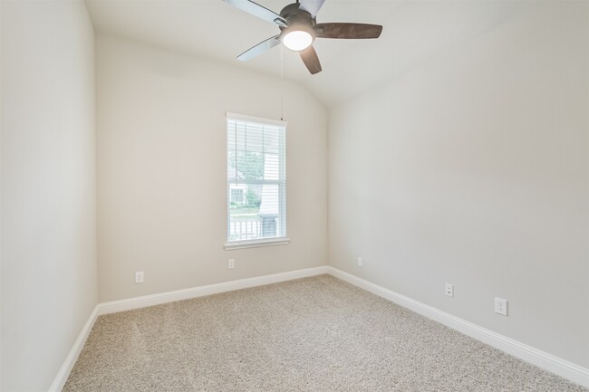 Building Photo - 16615 Tranquility Grove Dr