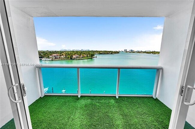 Building Photo - 6770 Indian Creek Dr