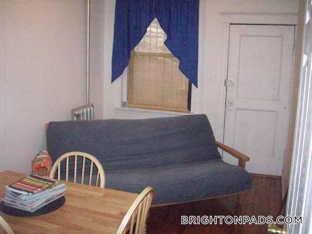 Building Photo - 35 Cummings Rd