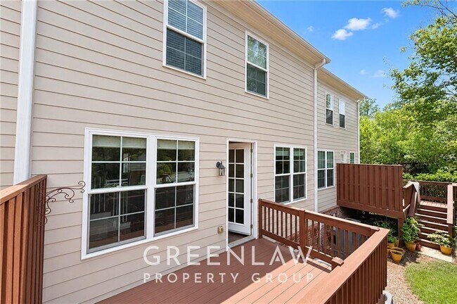 Building Photo - 7403 Lowery Oak Dr