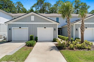 Building Photo - 30 Vero Dr