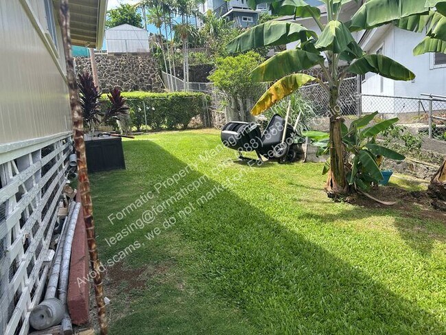 Building Photo - Charming 3-Bedroom Pet-Friendly Home with ...
