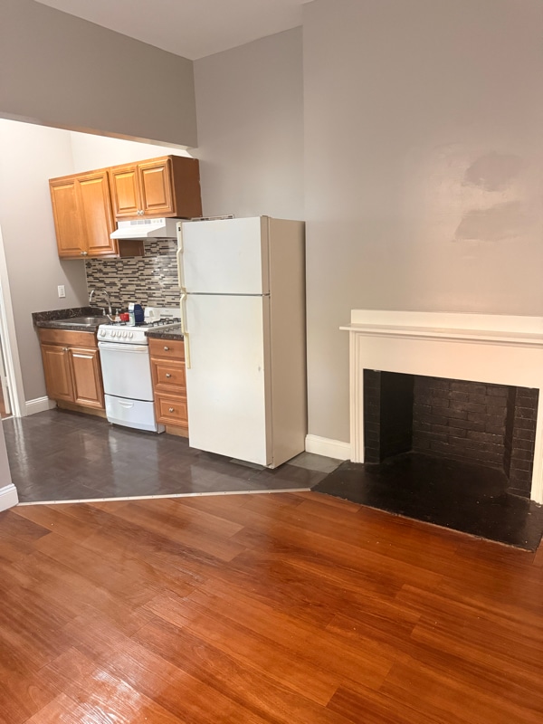 Building Photo - 860 Park Ave