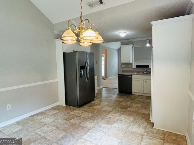 Building Photo - 61 Riva Ridge Ln