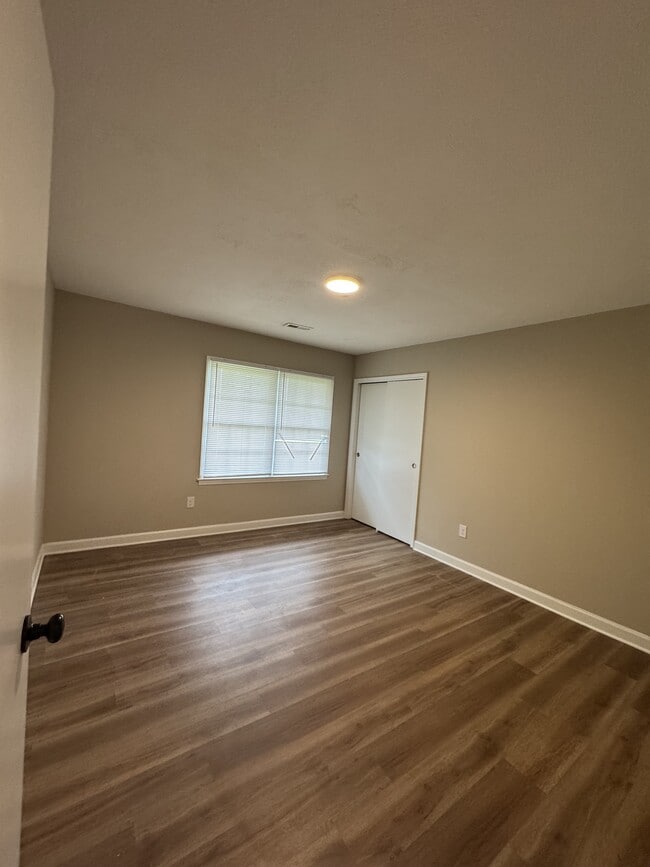 Building Photo - 4715 Rimer Rd