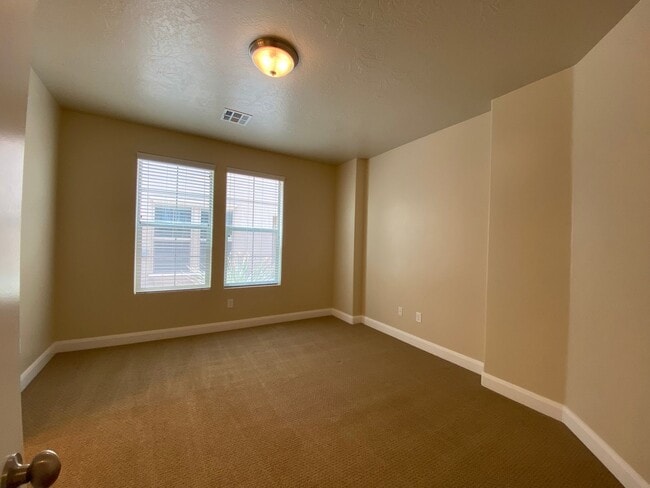 Building Photo - 3439 S Barcelona Dr
