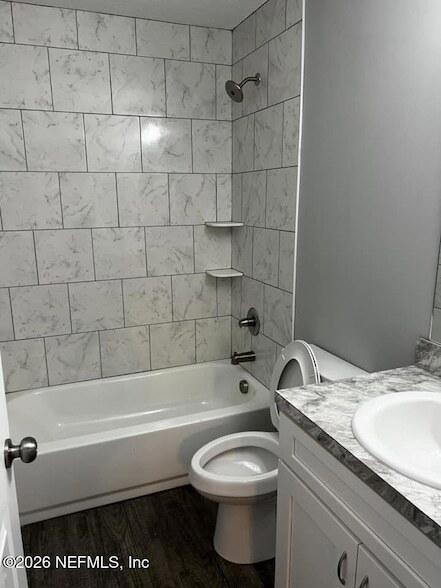 Building Photo - 11169 Thomas Dr