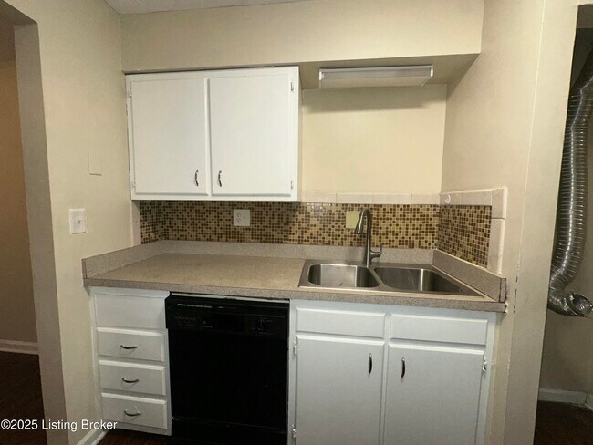 Building Photo - 3502 Lodge Ln