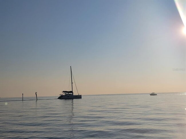 Building Photo - 216 Berry St