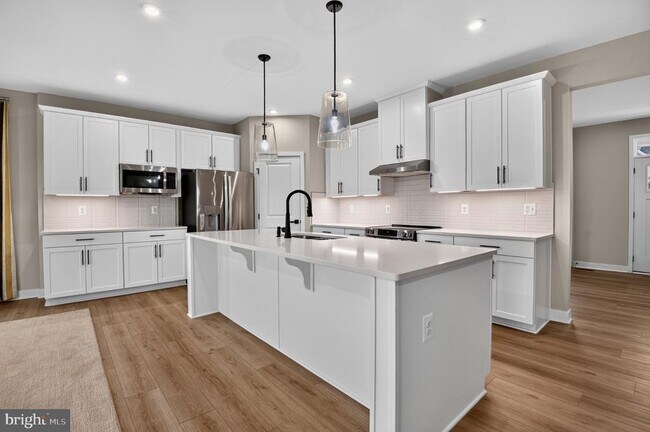 Building Photo - 130 Mckittrick Dr