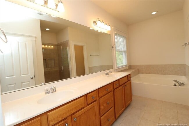 Building Photo - 5508 Cary Glen Blvd