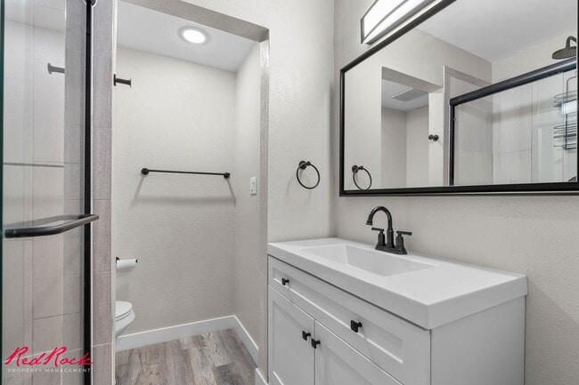 Building Photo - 2 Bedroom Condo in the Heart of St. George!