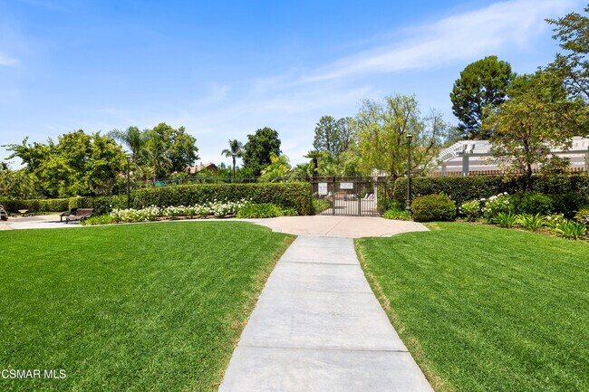 Building Photo - 3206 Clarita Ct