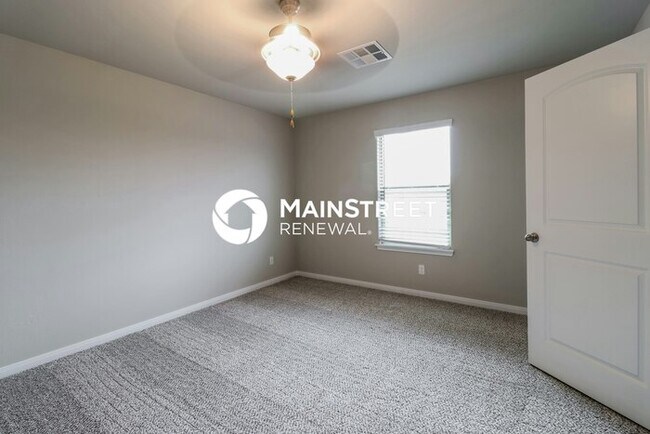 Building Photo - 4 Bedroom Pet-Friendly Home in Newcastle, OK with Main Street Renewal