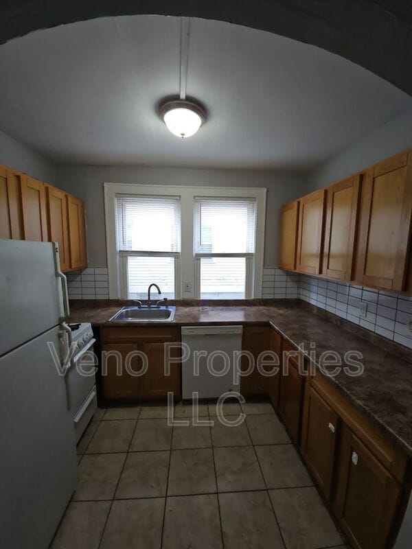 Building Photo - 99 Winthrop Ave