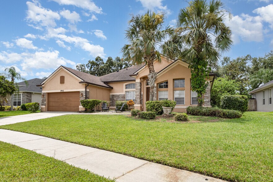 Building Photo - 1942 Willow Wood Dr