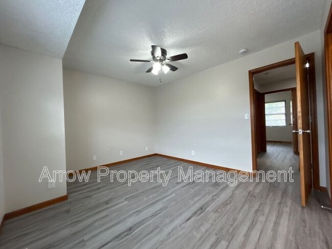 Building Photo - 1232 S Jackson St