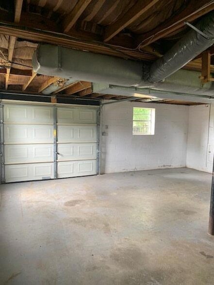 Building Photo - 4995 Gold Pointe Dr