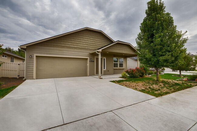 Building Photo - 10268 W Shelborne Dr