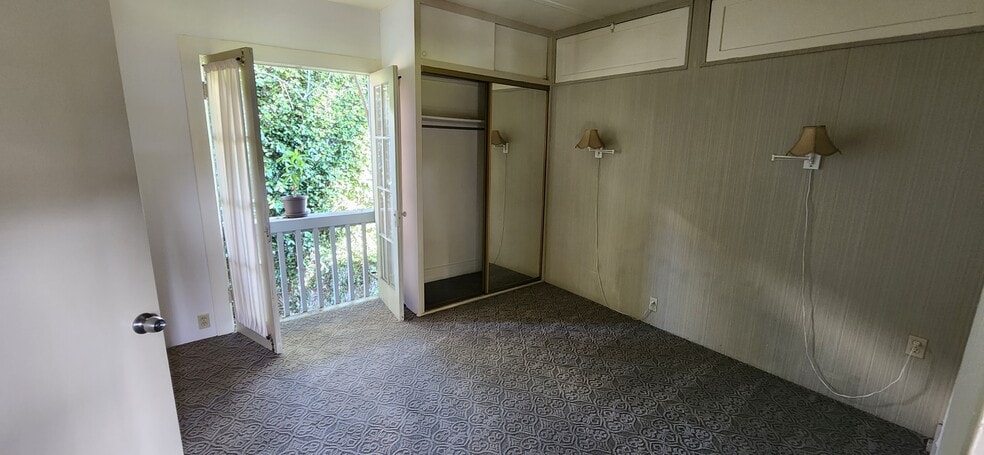 Building Photo - 1726 Ocean Way