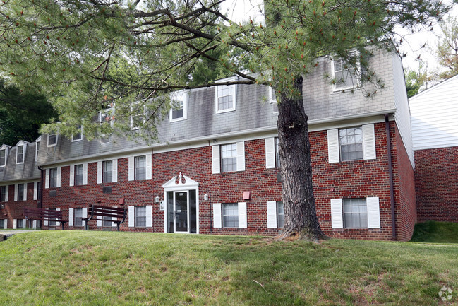 Building Photo - St Agnes Apartments