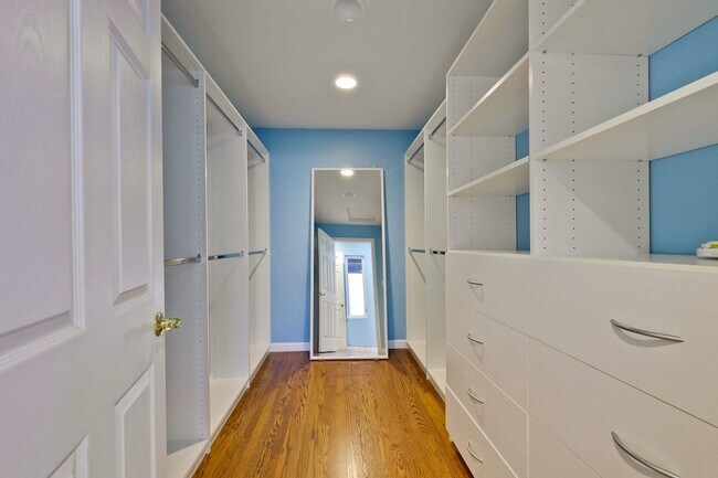Building Photo - Wow! What a Great Home! Available Soon!