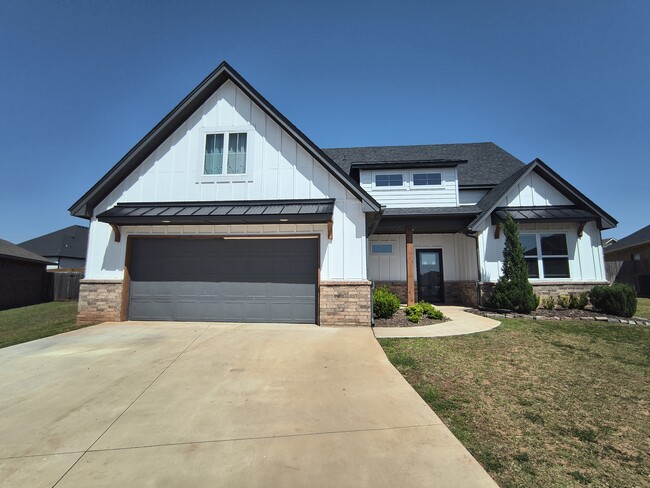 Building Photo - 6259 NW 178th Cir