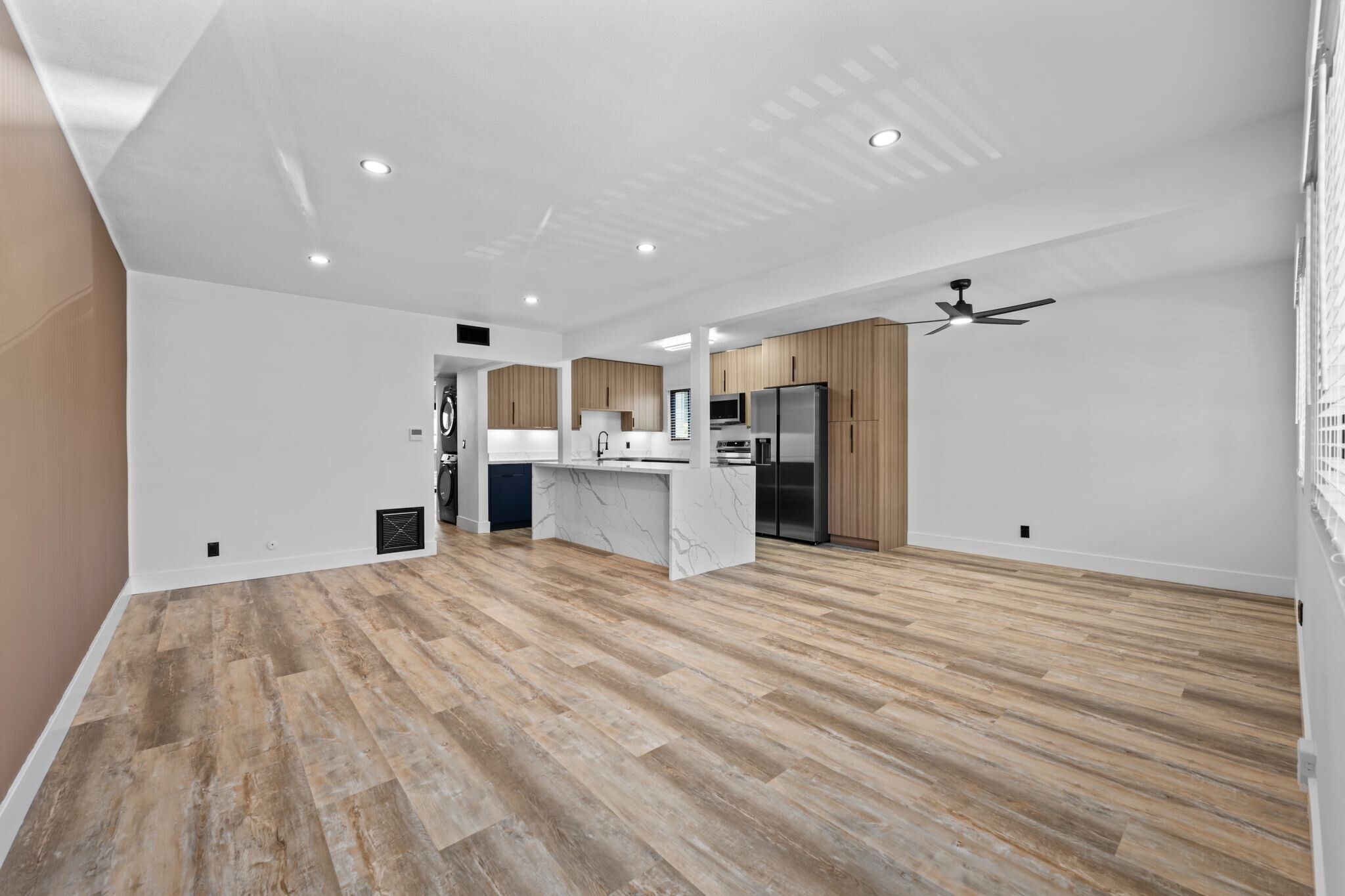 Building Photo - 4209 3rd Ave