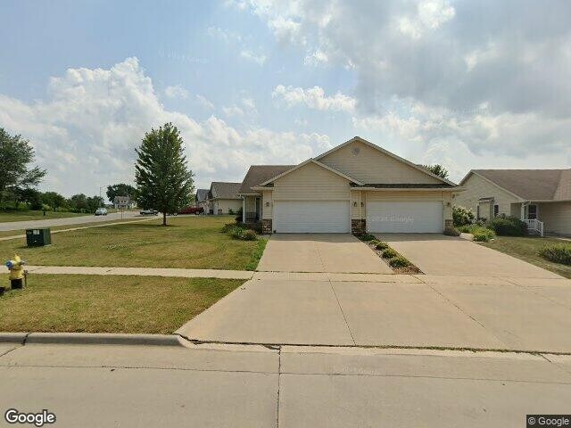 Building Photo - 2011 E 1st Ave