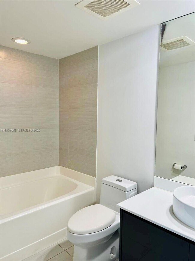 Building Photo - 31 SE 6th St