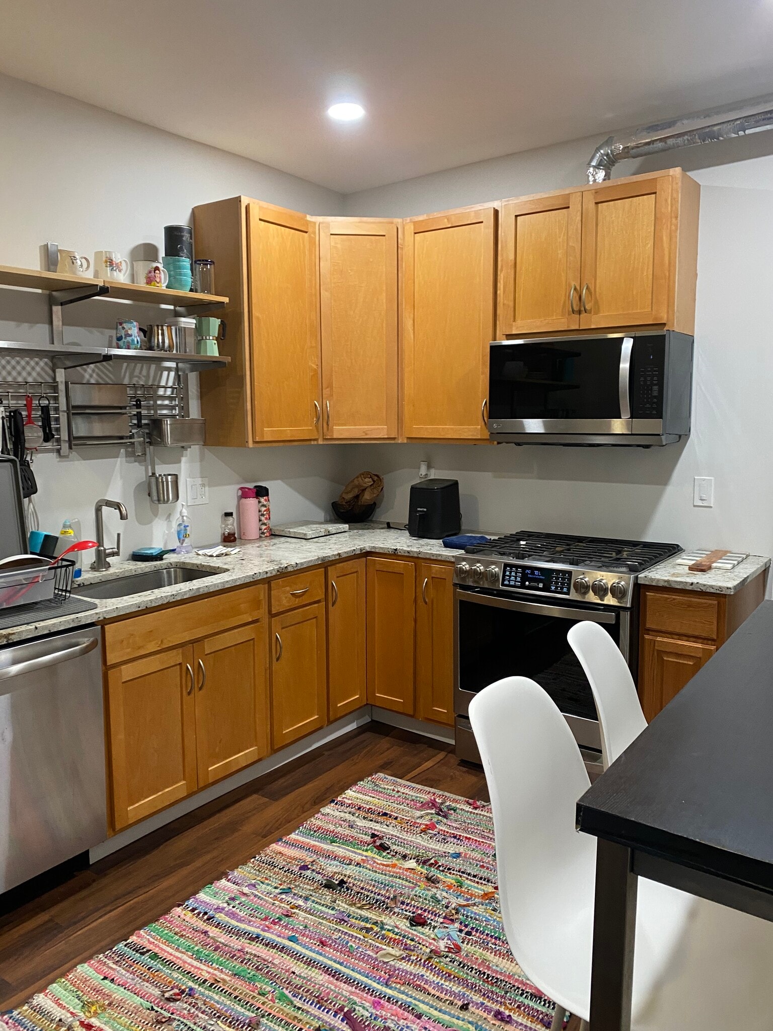 Building Photo - 10 S Ann St