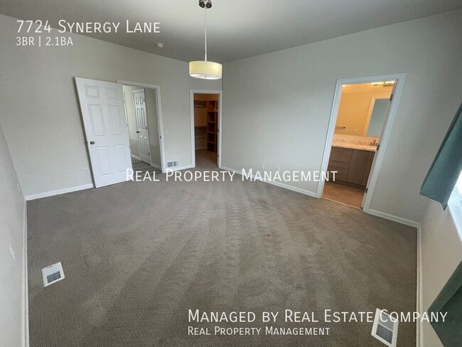 Building Photo - 7724 Synergy Ln