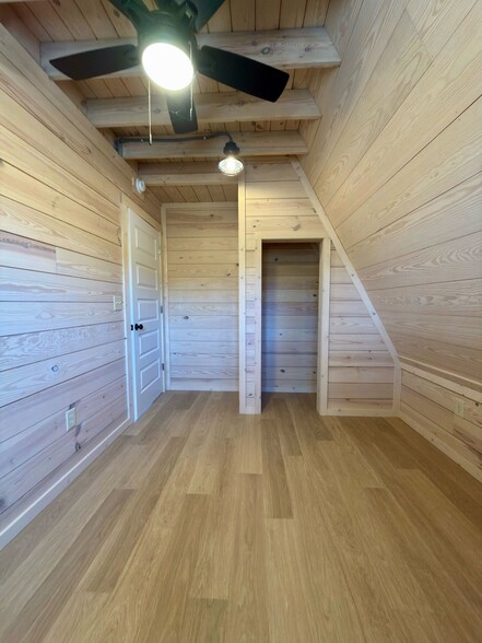 Building Photo - 4439 Jug Factory Rd